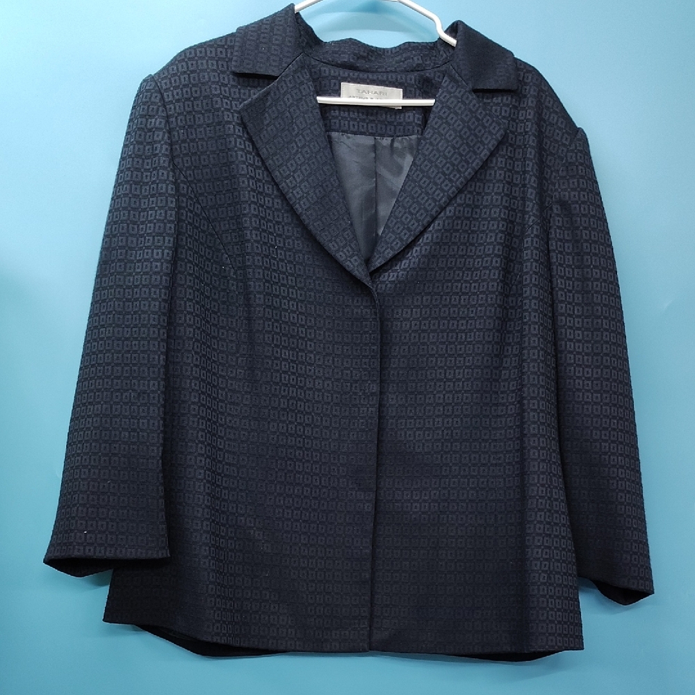 Tahari Woman Navy Textured Blazer